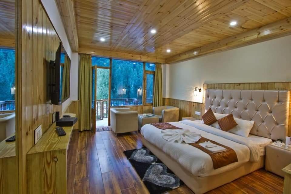 Himalayan Hill Queen Resort, Manali M98160-43400 Exteriér fotografie