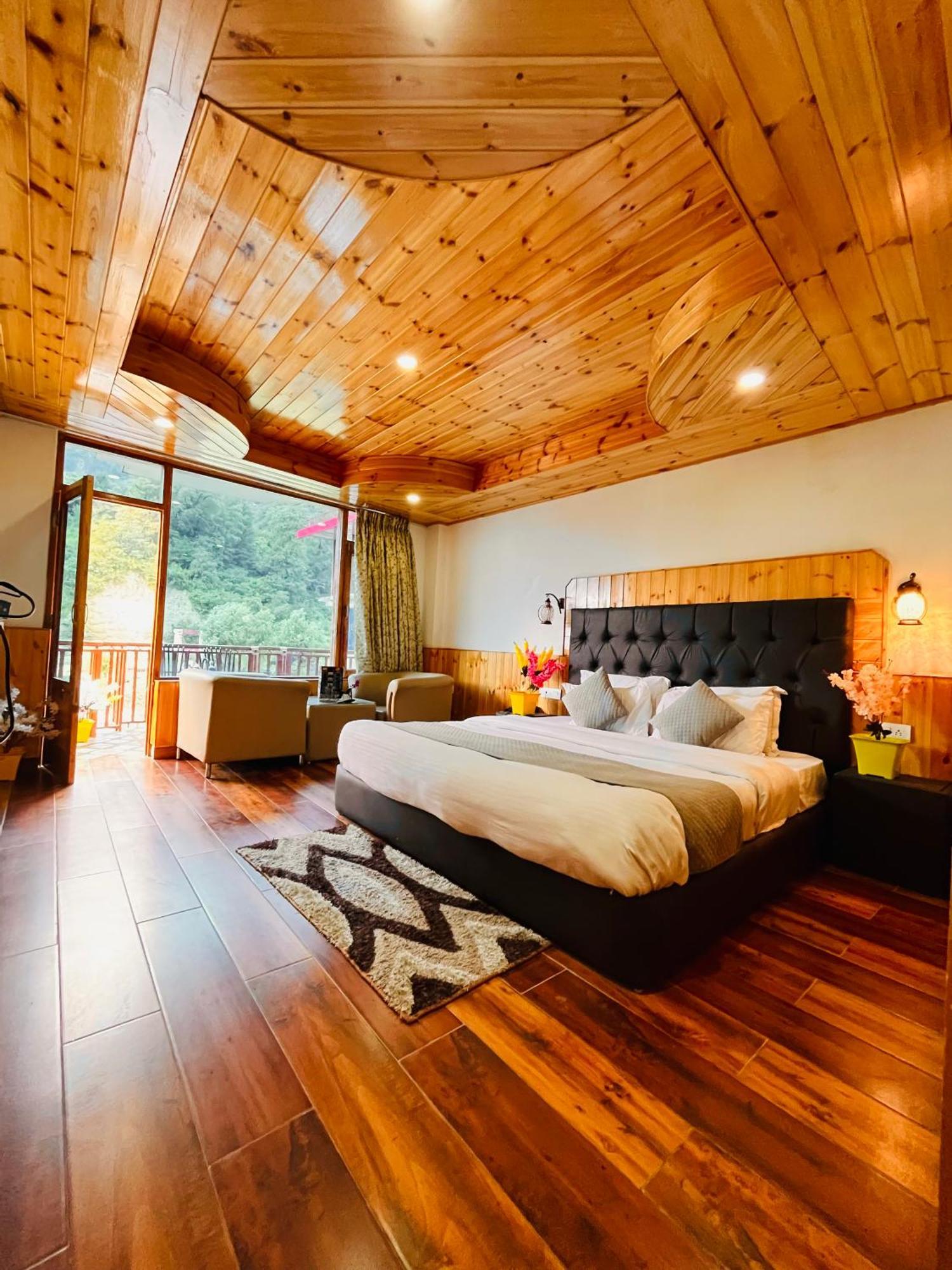 Himalayan Hill Queen Resort, Manali M98160-43400 Exteriér fotografie