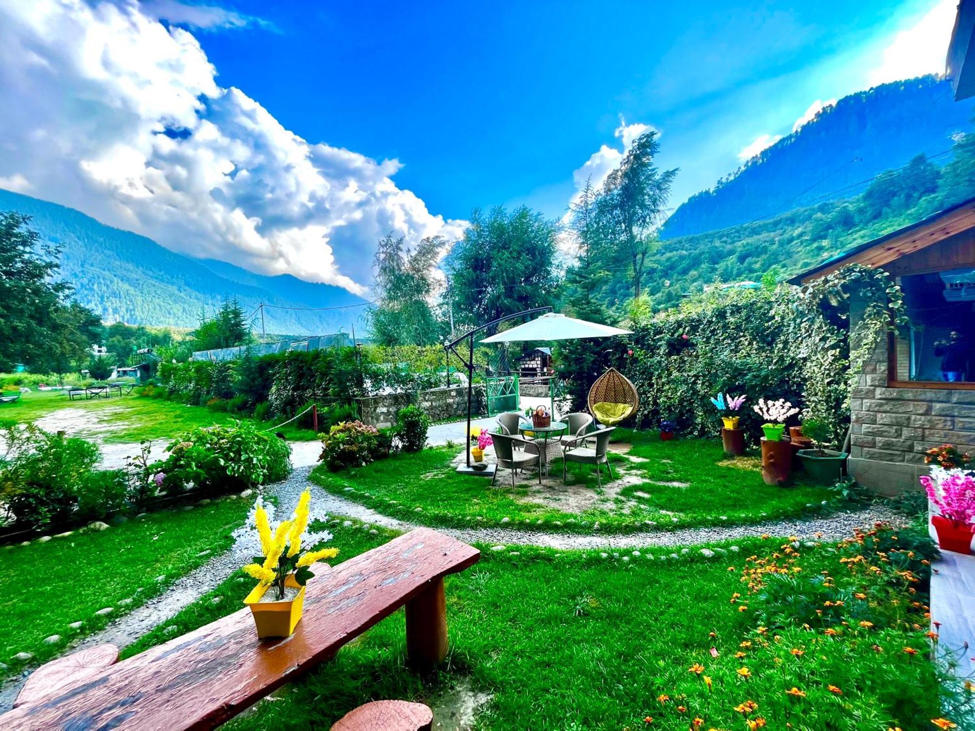 Himalayan Hill Queen Resort, Manali M98160-43400 Exteriér fotografie