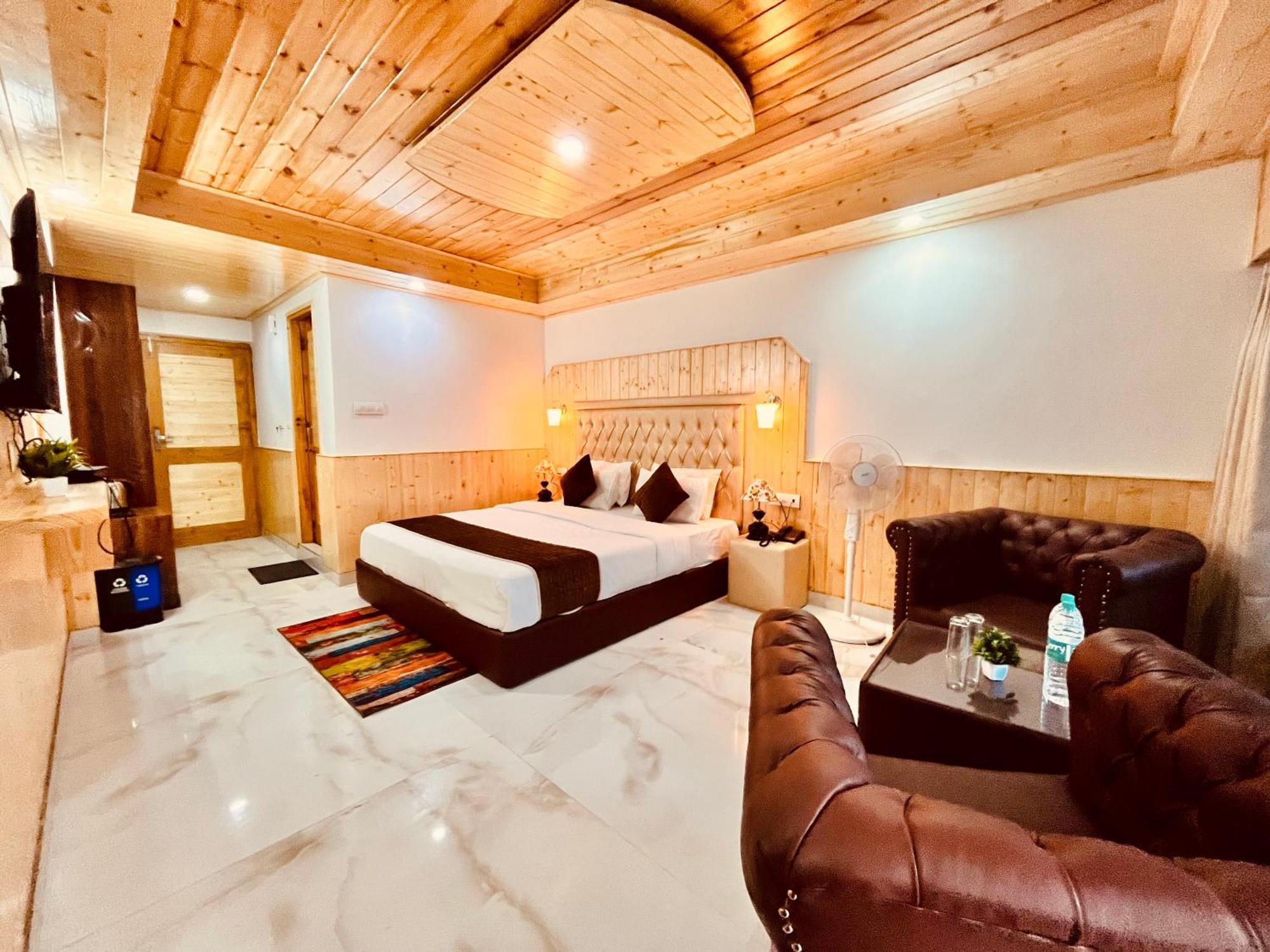 Himalayan Hill Queen Resort, Manali M98160-43400 Exteriér fotografie