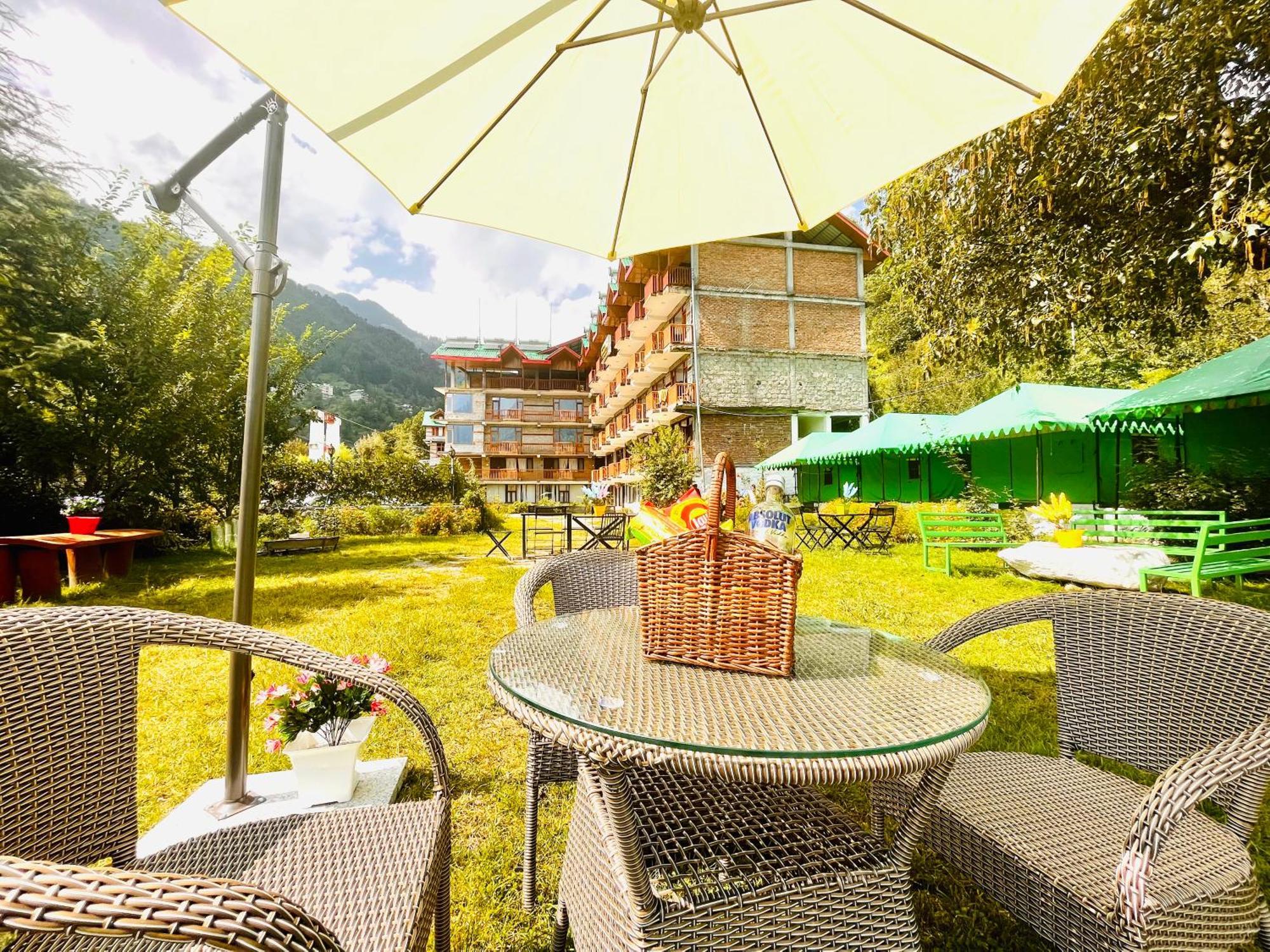 Himalayan Hill Queen Resort, Manali M98160-43400 Exteriér fotografie