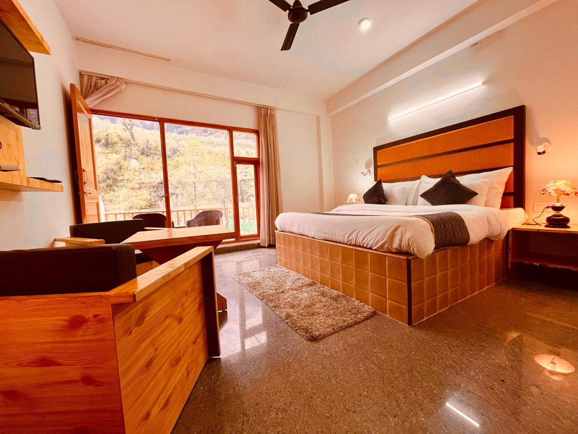 Himalayan Hill Queen Resort, Manali M98160-43400 Exteriér fotografie