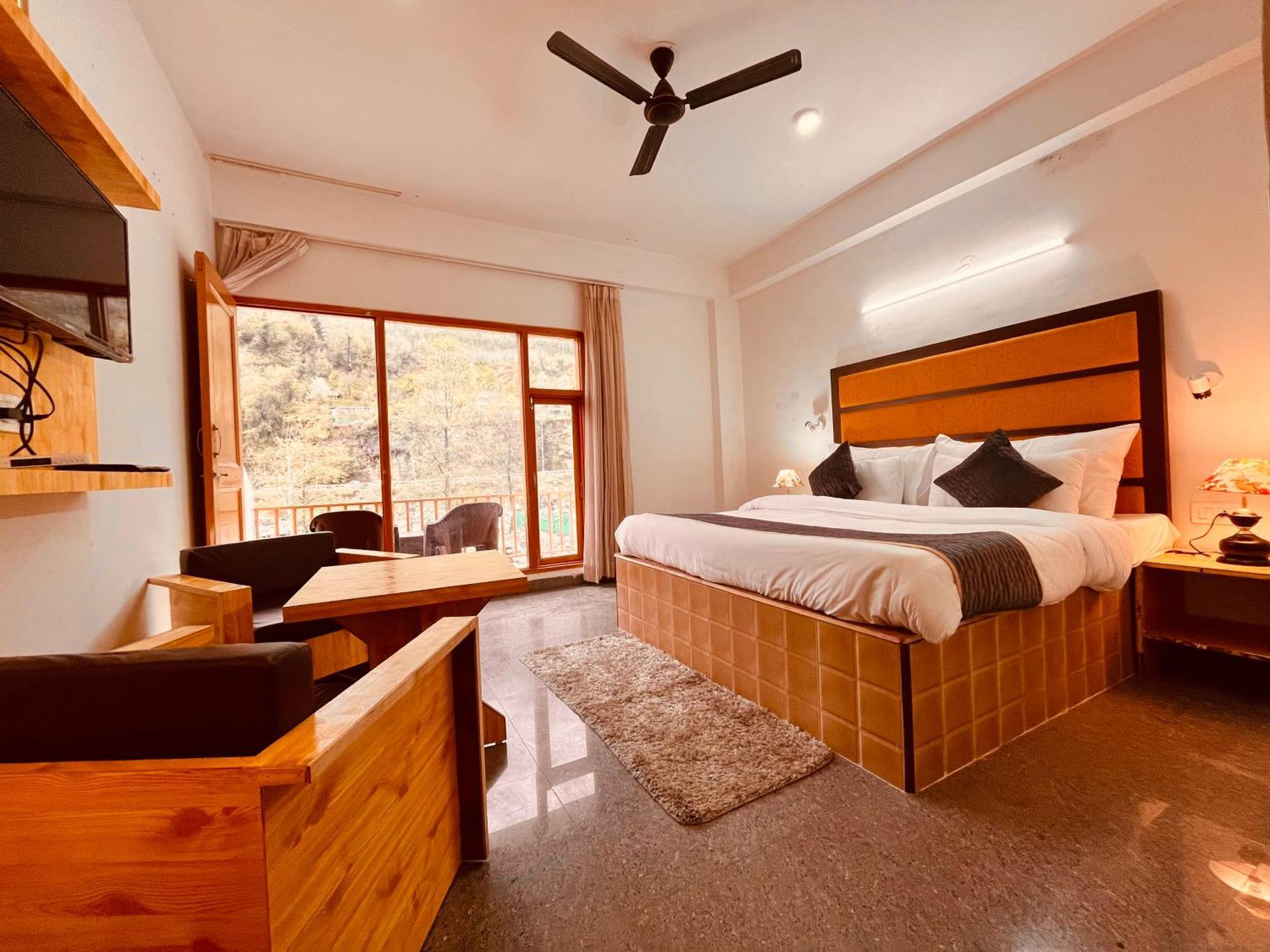 Himalayan Hill Queen Resort, Manali M98160-43400 Exteriér fotografie