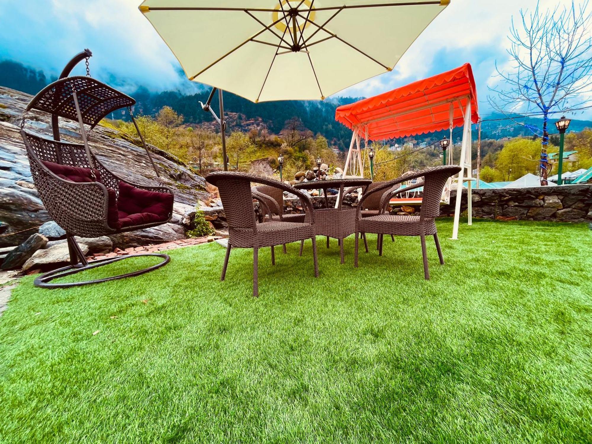 Himalayan Hill Queen Resort, Manali M98160-43400 Exteriér fotografie